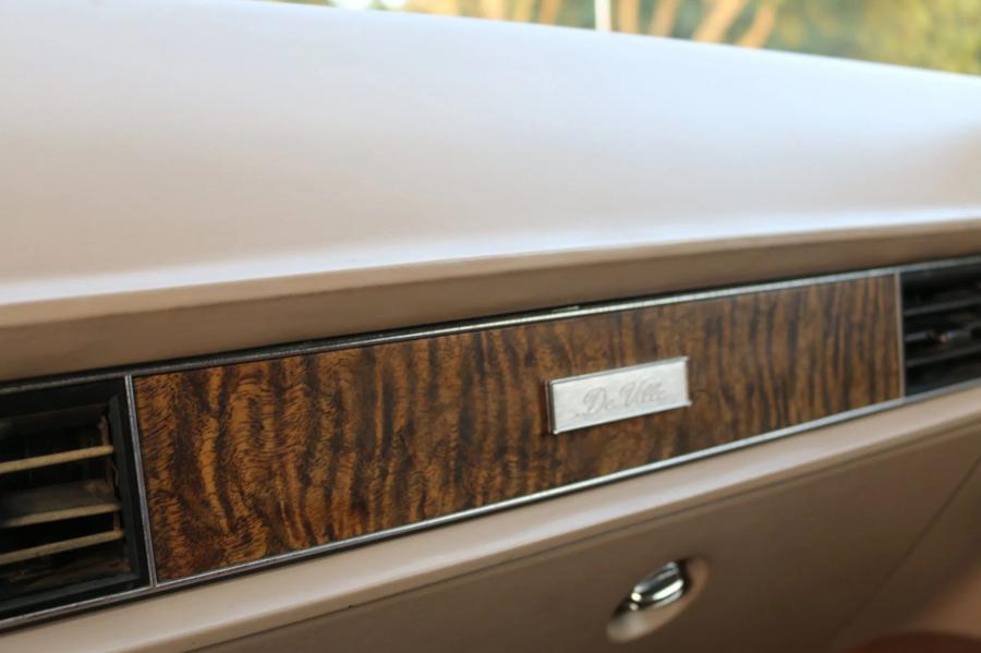 Детали интерьера Cadillac DeVille 9-passenger Station Wagon by WISCO (B9114767) 1969 года  (фото 85 из 147)
